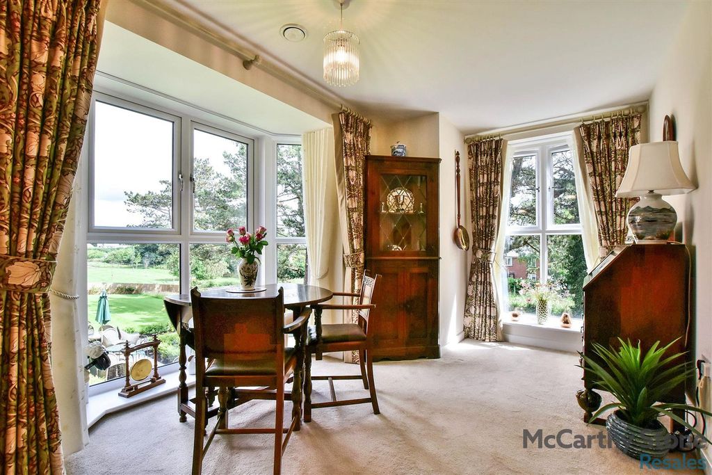 Additional image 4 of 2 bed flat for saleNorthwich Road, Knutsford, Cheshire WA16