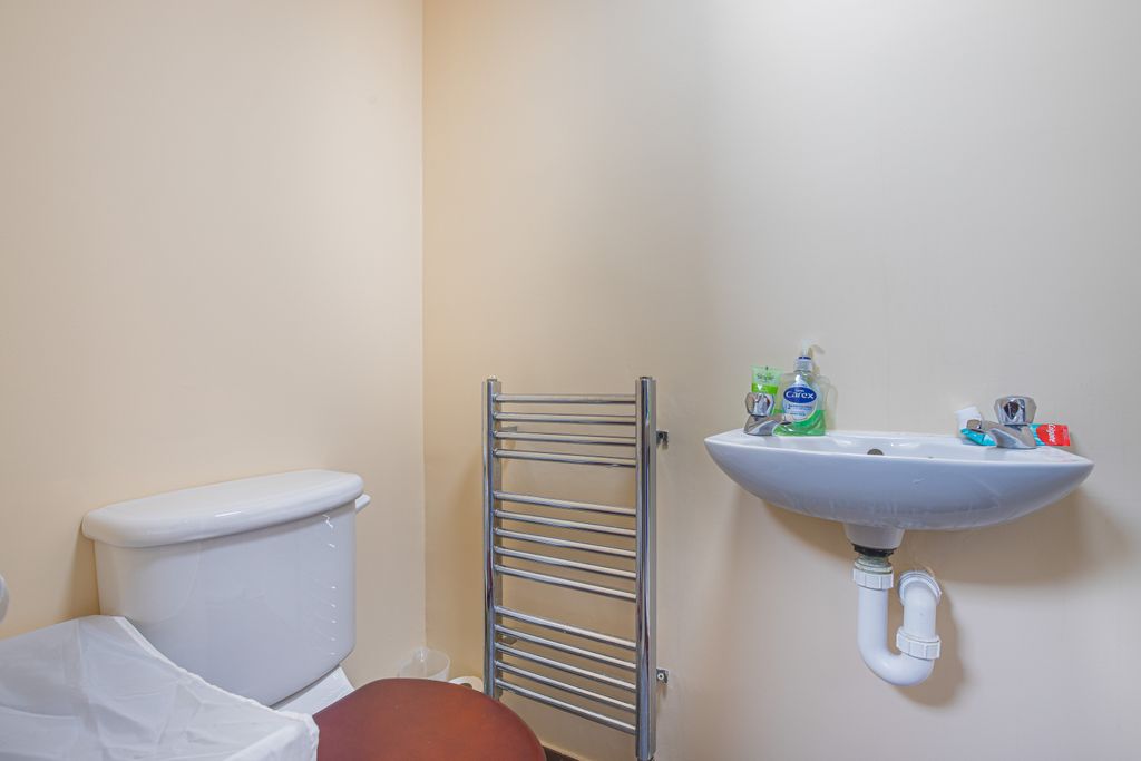 Additional image 15 of 2 bed flat for saleHamilton Place, Aberdeen AB15