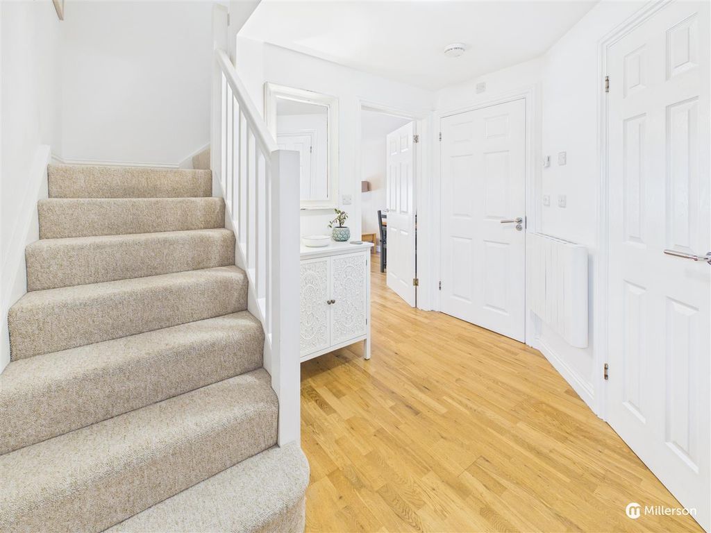 Additional image 4 of 2 bed flat for saleSea Lane, Hayle TR27