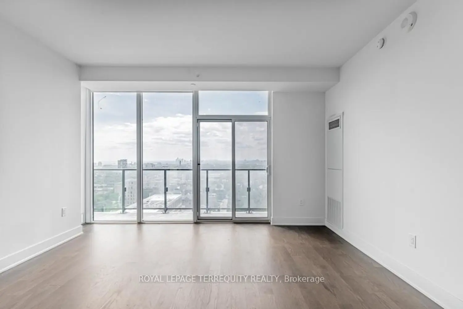 Additional image 6 of 955 Bay Street 3106