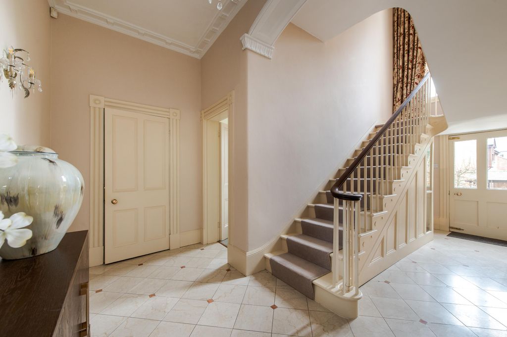 Additional image 7 of 7 bed detached house for saleBinswood Avenue, Leamington Spa, Warwickshire CV32