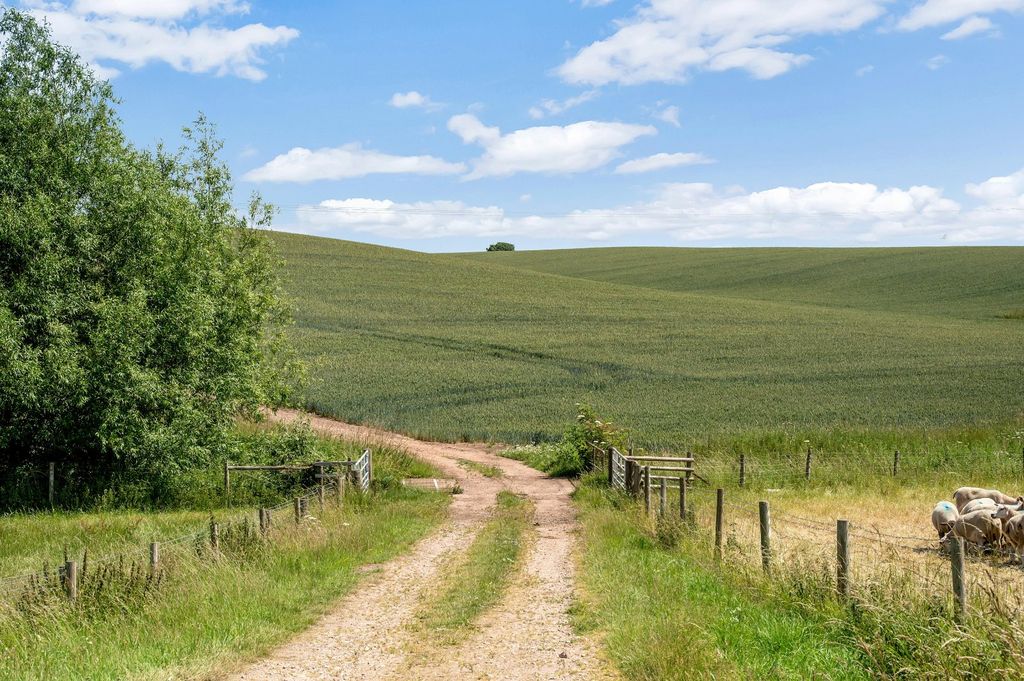 Land for saleDerby, Derbyshire DE65 photo 2