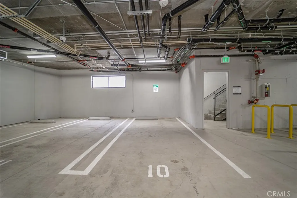 Additional image 42 of 2828 London Street Unit 206, Los Angeles, CA 90026