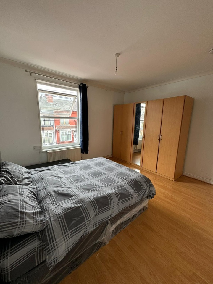Additional image 8 of Room in a Shared House, Ellesmere Road, B8, N1 7GU