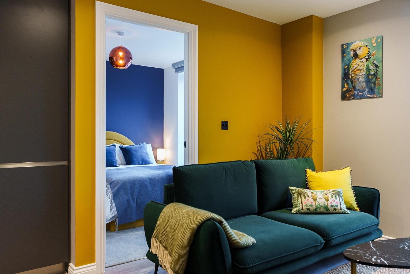 2 Bed Flat, Springwell Gardens, LS12, N1 7GU