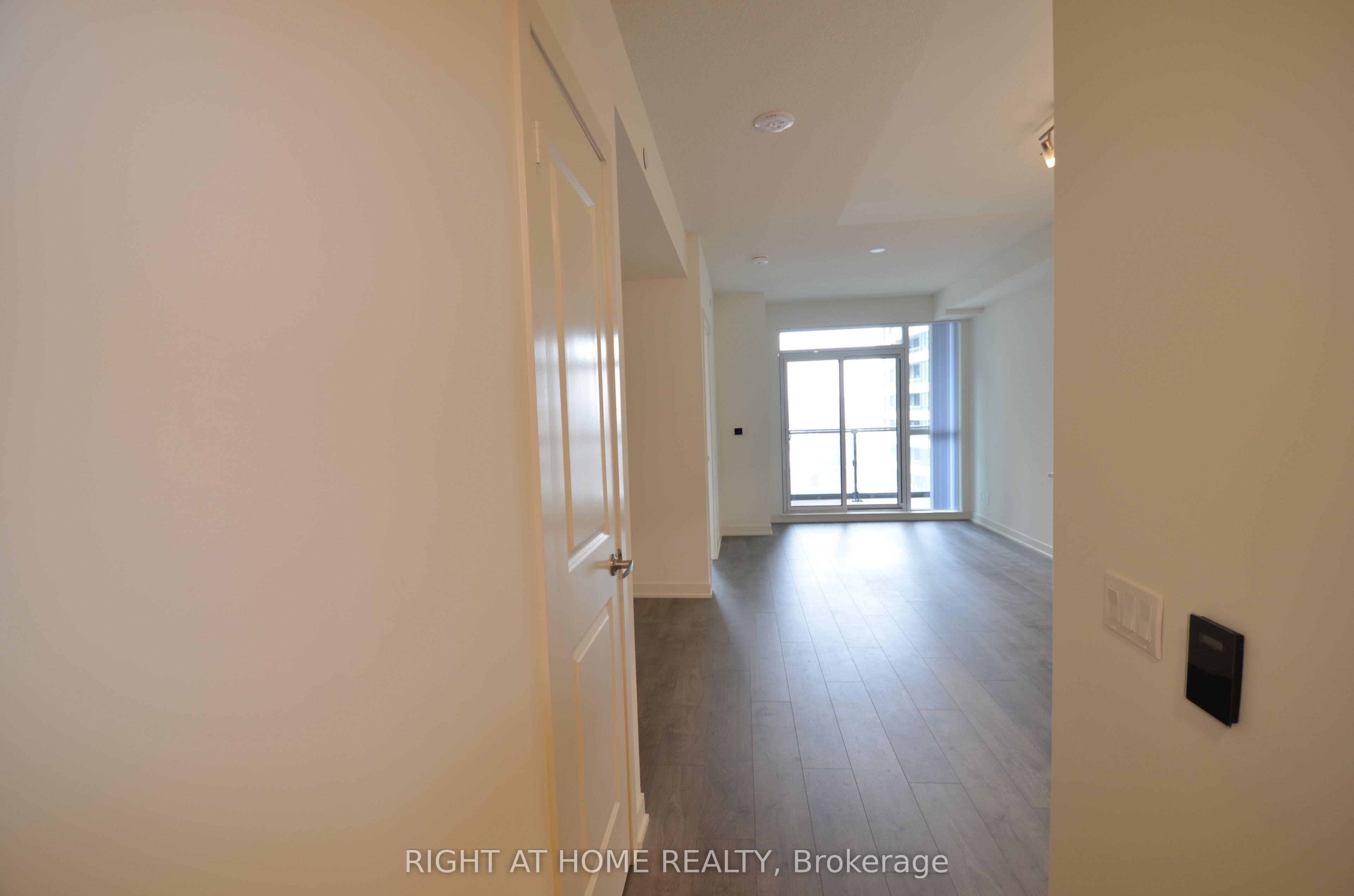 Additional image 4 of 801-4955 Yonge Street, Toronto, ON, M2N 0L8