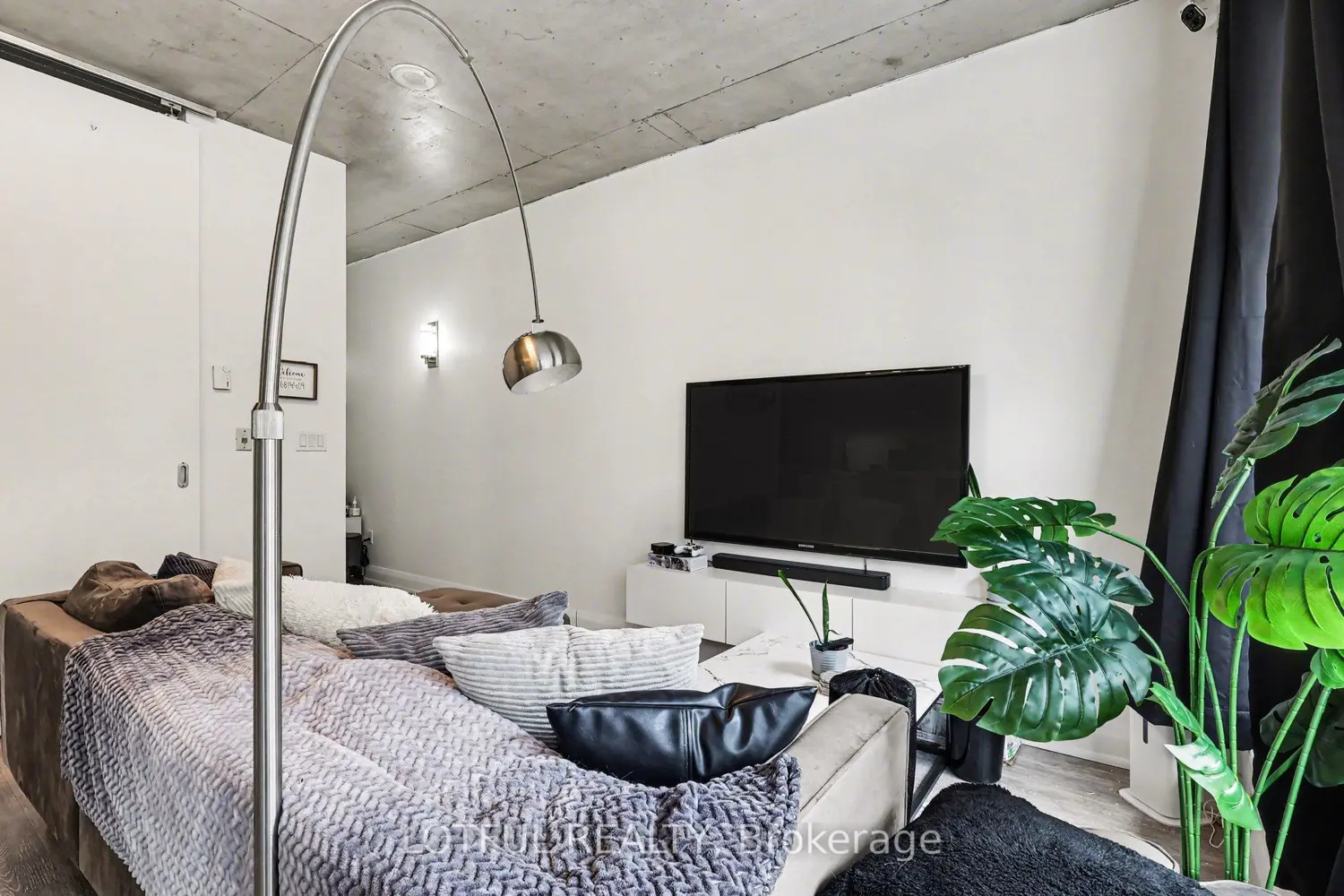 Additional image 10 of 383 Cumberland Street 201