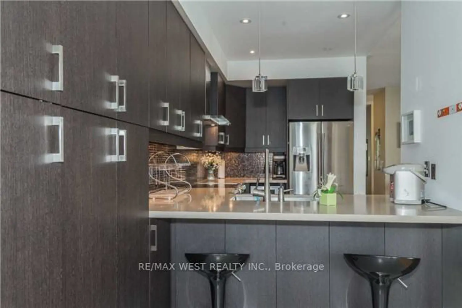 Additional image 9 of 11 Dancer's Drive