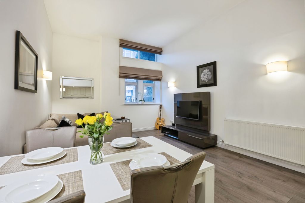Additional image 5 of 2 bed flat for saleRosemount Place, Aberdeen AB25