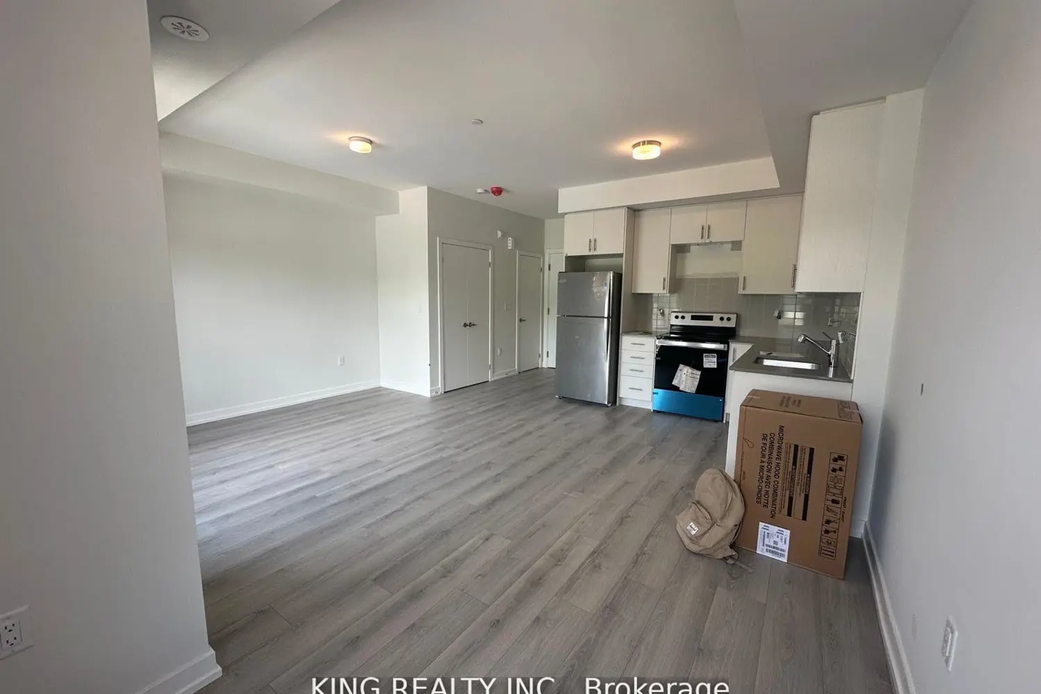 3566 Colonial Drive 15