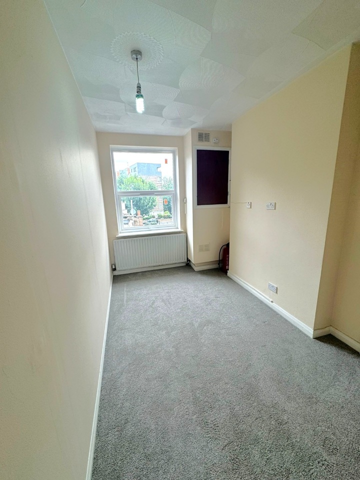 Additional image 14 of 2 Bed Flat, Commercial Road, E1, N1 7GU