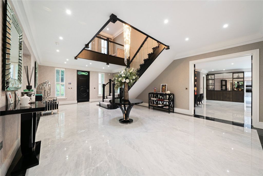 Additional image 3 of 6 bed detached house for saleHeathfield Avenue, Sunninghill, Berkshire SL5