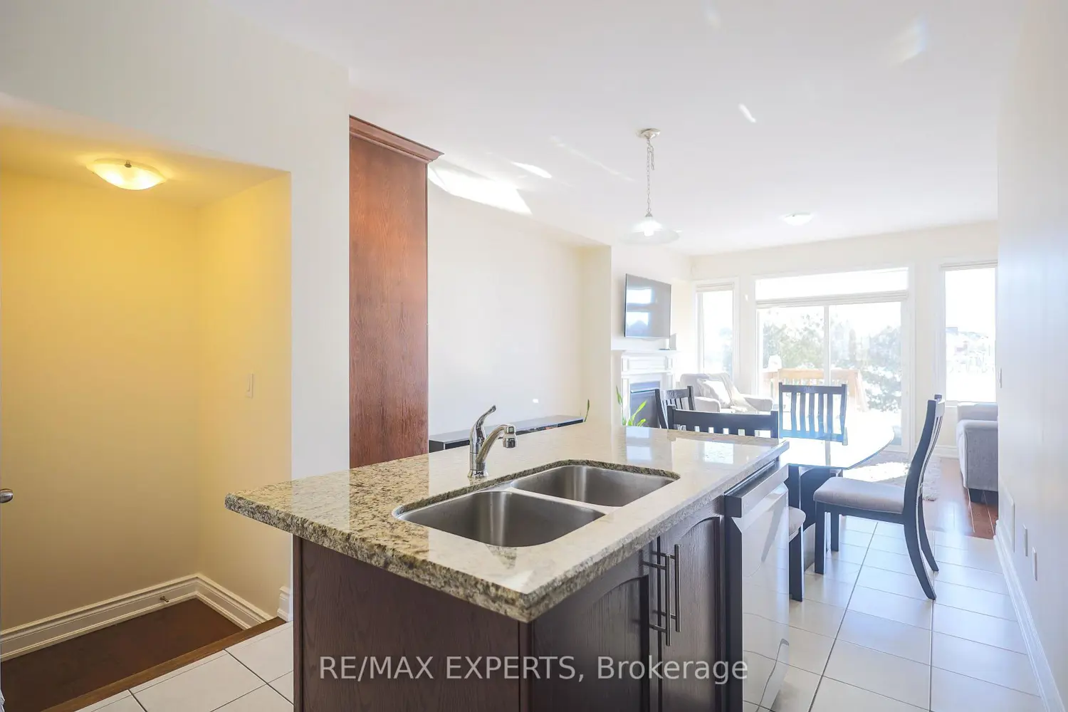 Additional image 7 of 27 Hogan Manor Drive