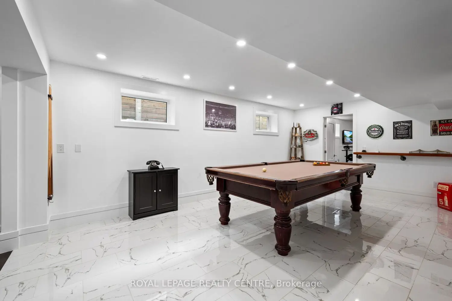 Additional image 11 of 1071 Westmount Avenue