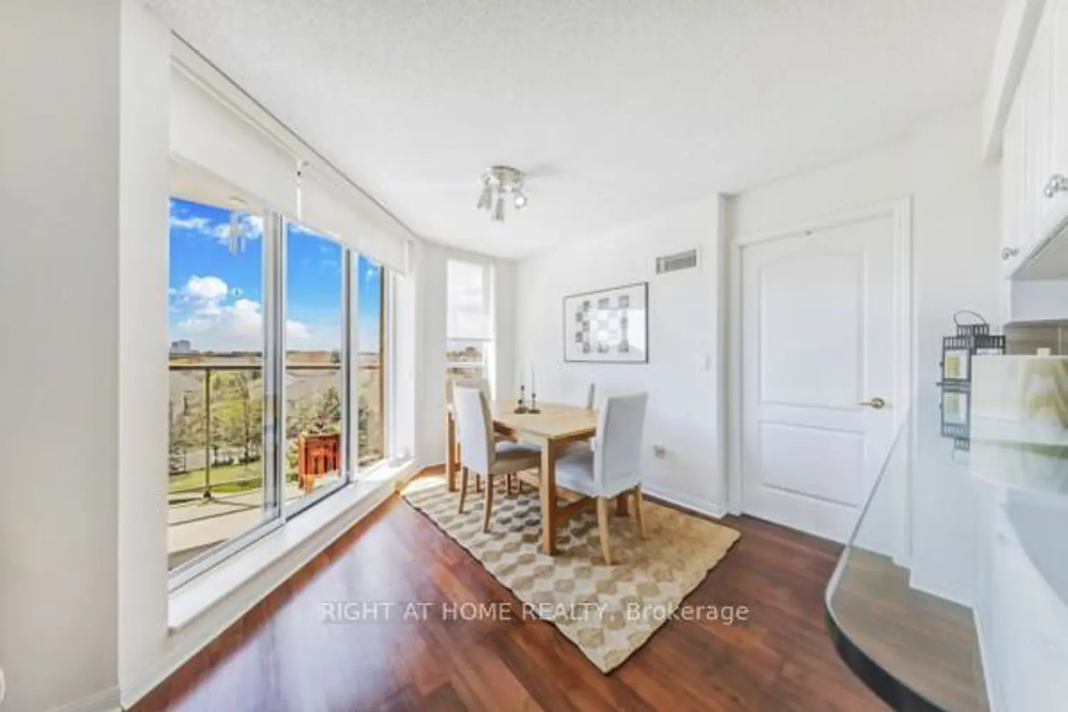 Additional image 8 of 1140 Parkwest Place 502