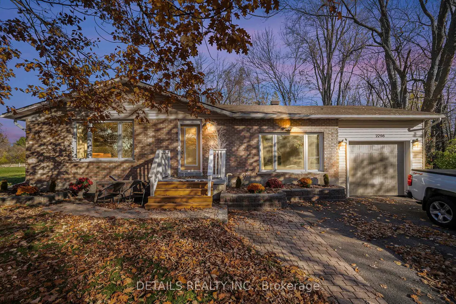 2298 James Craig Street