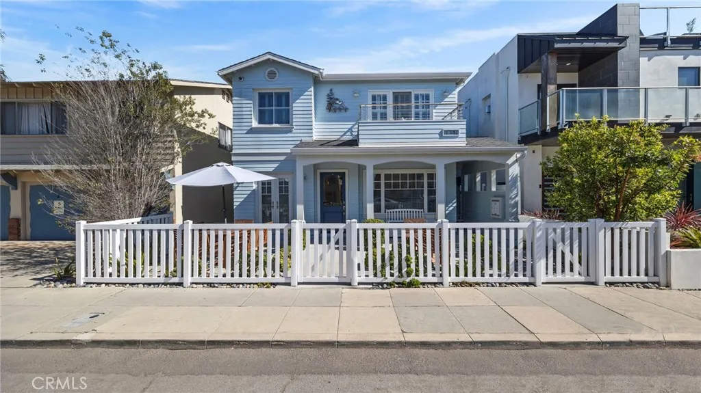 Additional image 2 of 114 Roycroft Ave Unit A, Long Beach, CA 90803