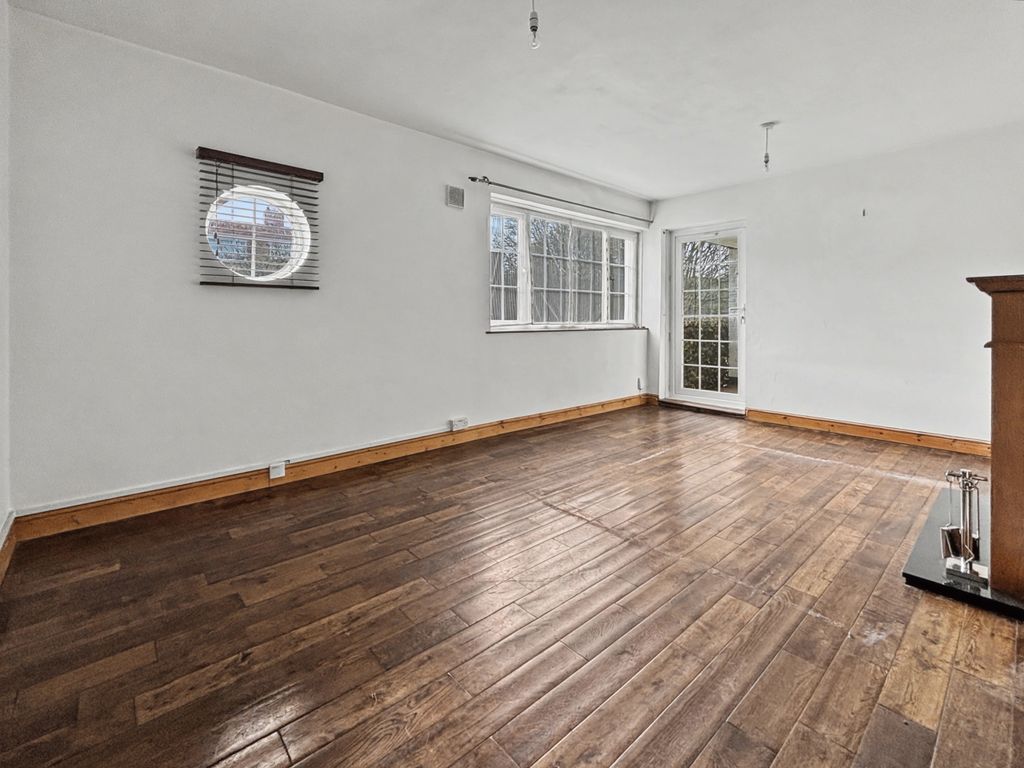 2 bed flat for saleLorain Walk, Bristol, Bristol, 7As, Gb BS10 photo 2