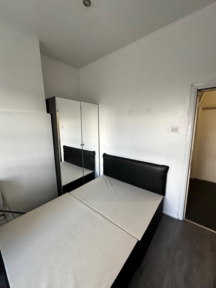 Additional image 4 of Studio Flat, Dudley Road, B18, N1 7GU