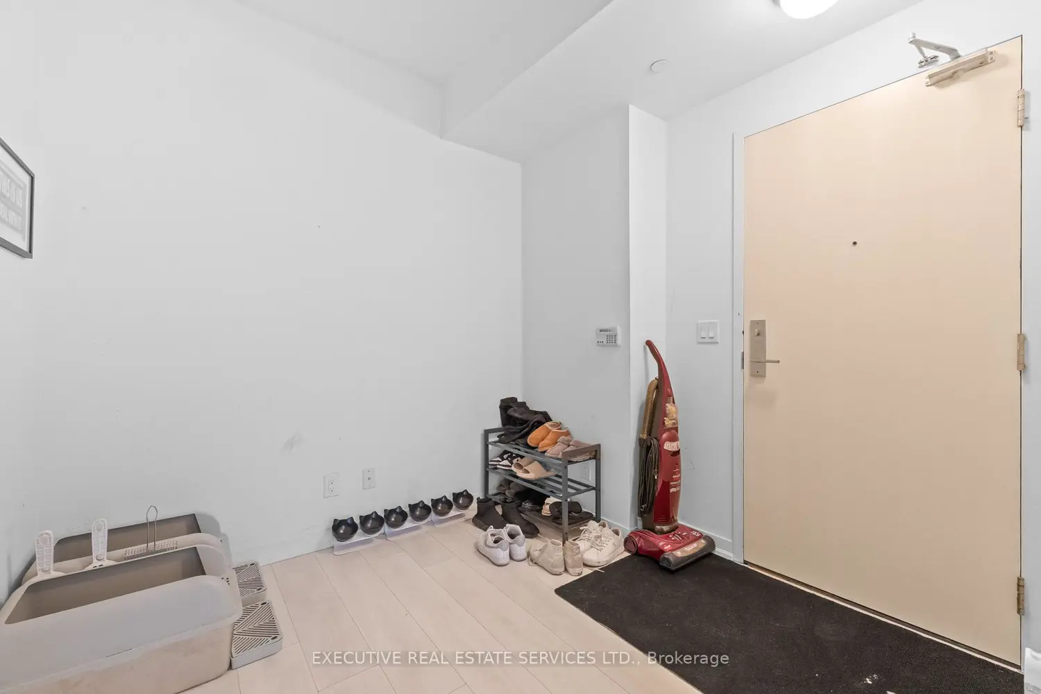 Additional image 11 of 150 East Liberty Street 605