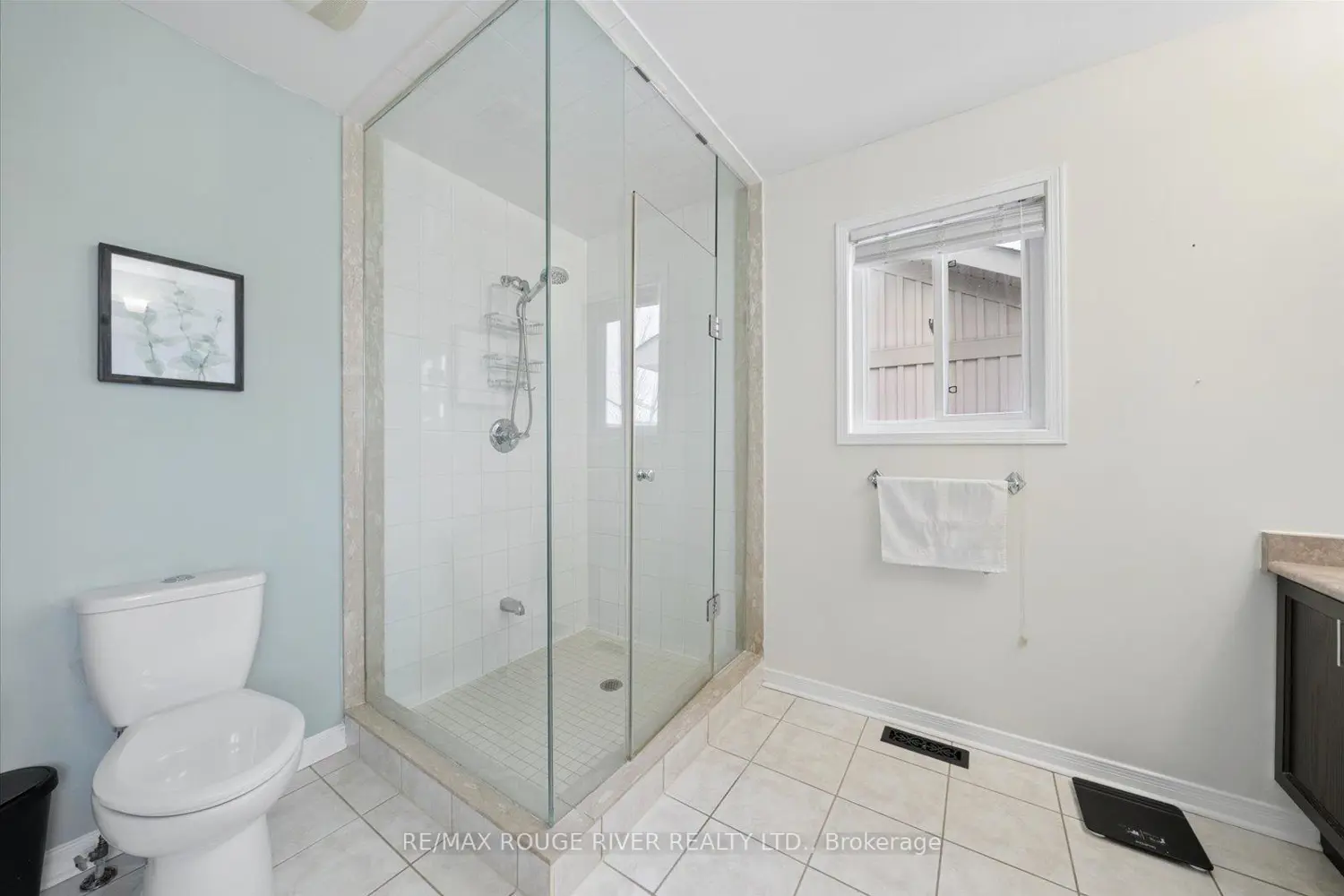 Additional image 12 of 58 Bons Avenue