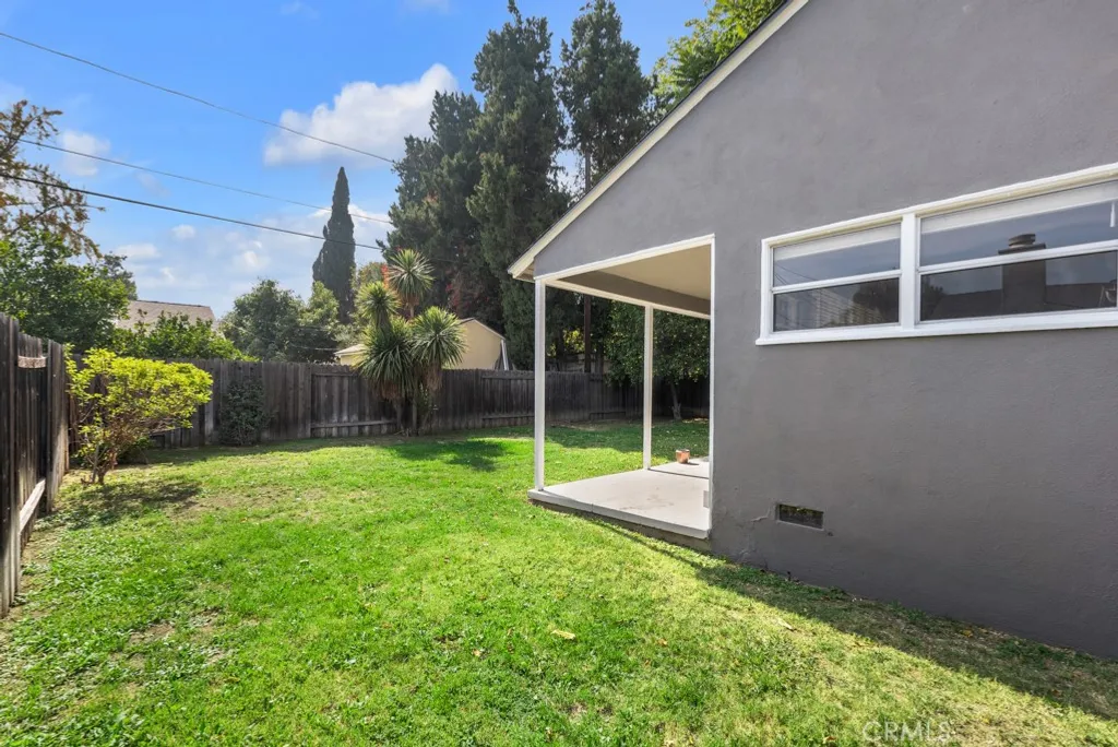 Additional image 5 of 18350 Lorne St, Reseda, CA 91335
