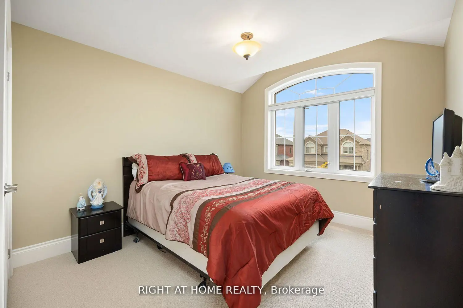 Additional image 12 of 25 Charterhouse Drive