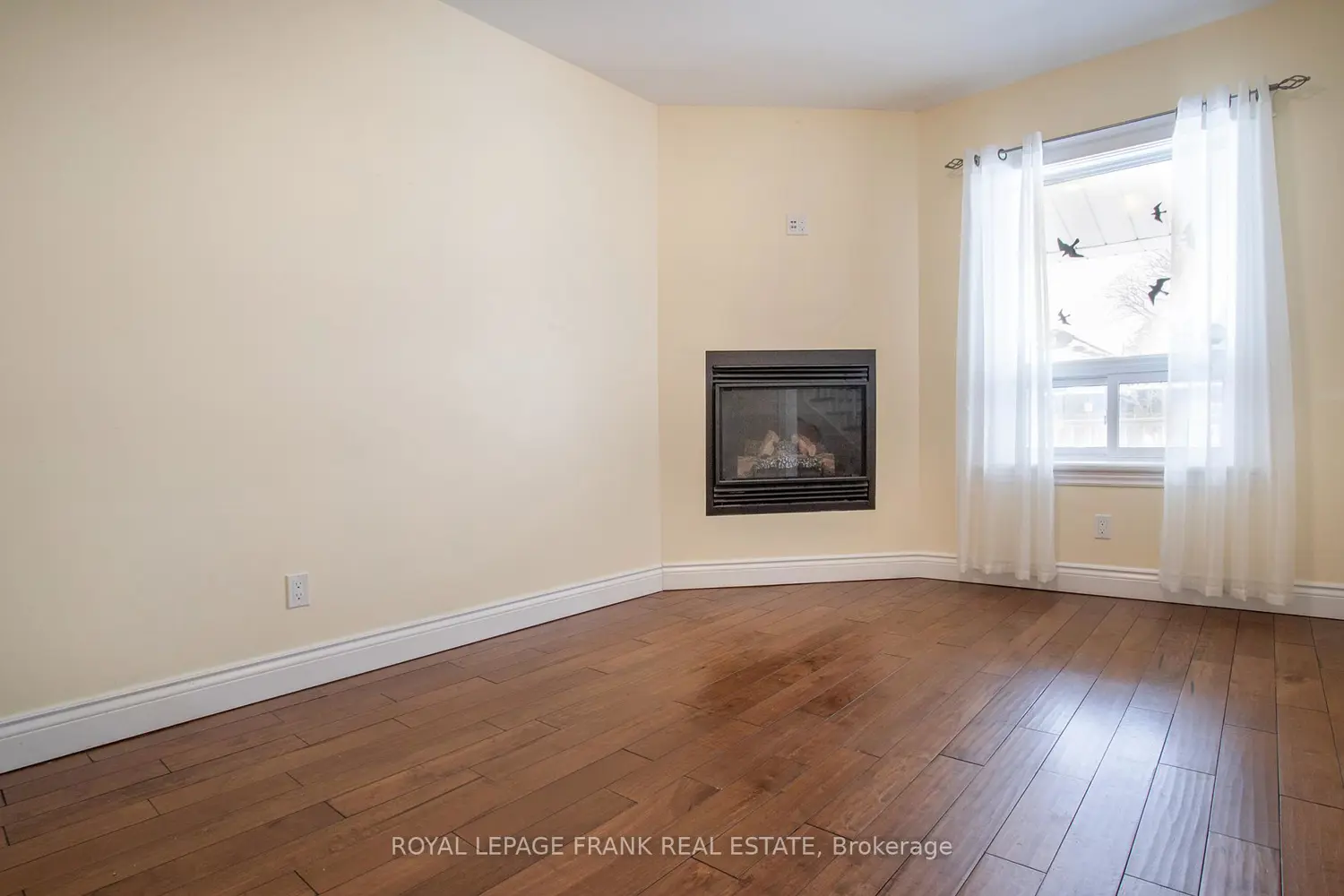 Additional image 4 of 385 Spring Street