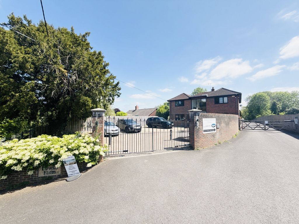 Additional image 32 of 5 bed property for saleGomeldon, Salisbury SP4