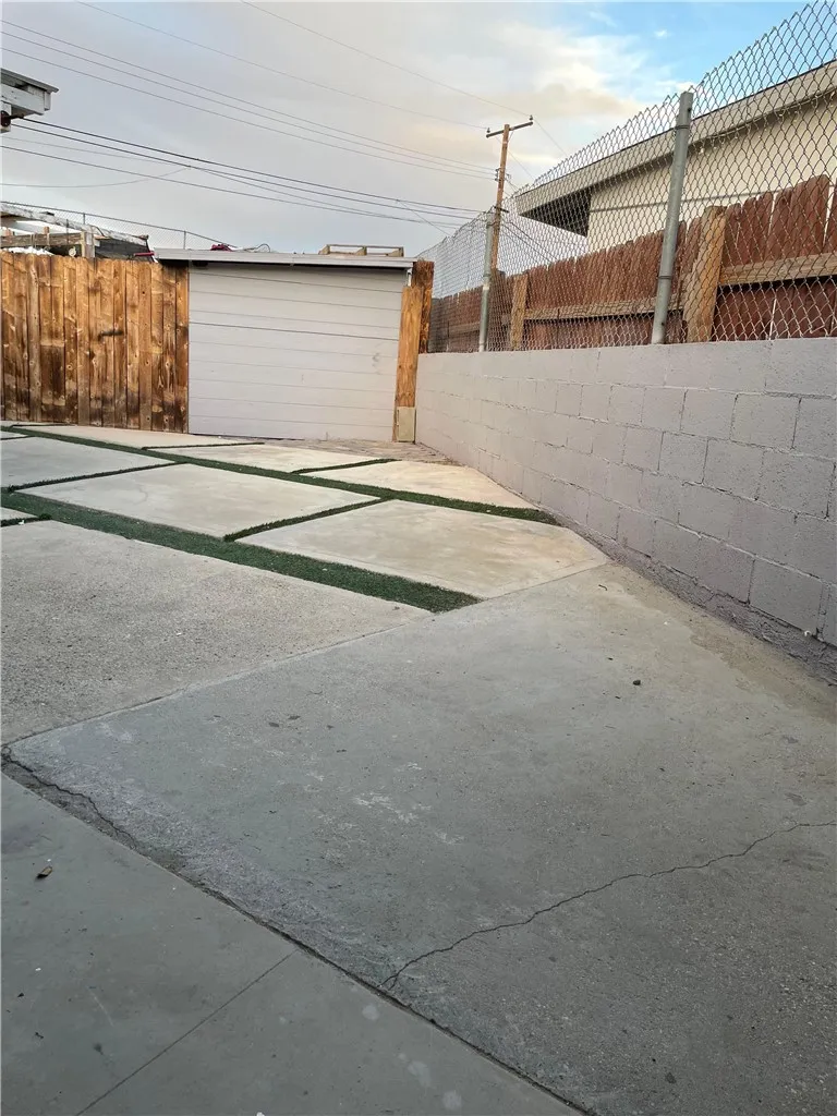 Additional image 17 of 369 E Avenue R4, Palmdale, CA 93550