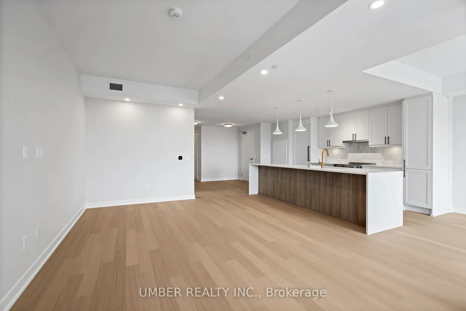 Additional image 10 of 360 Deschâtelets Avenue 706