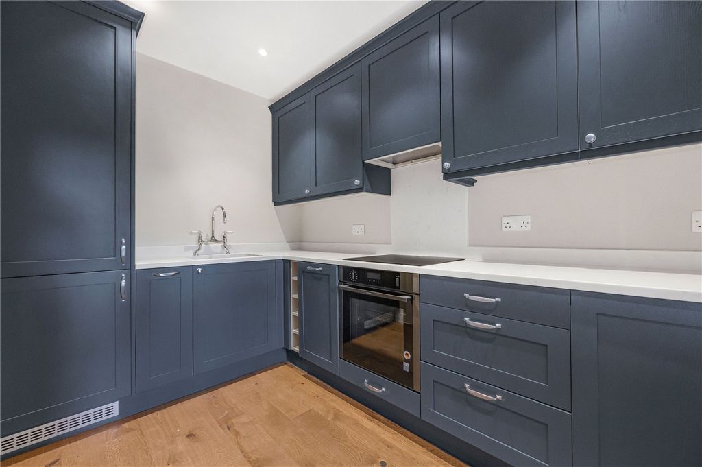 Additional image 3 of 1 bed flat for saleSt Peters Mews, The Parade, Marlborough, Wiltshire SN8