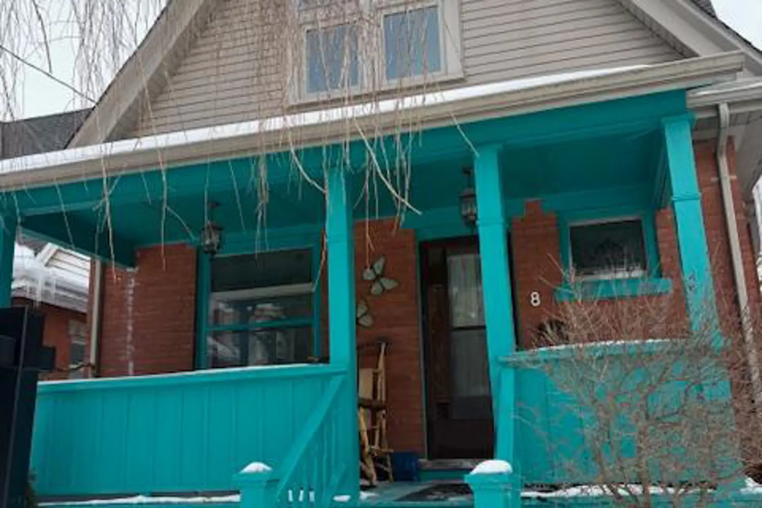 8 Bellevue Avenue