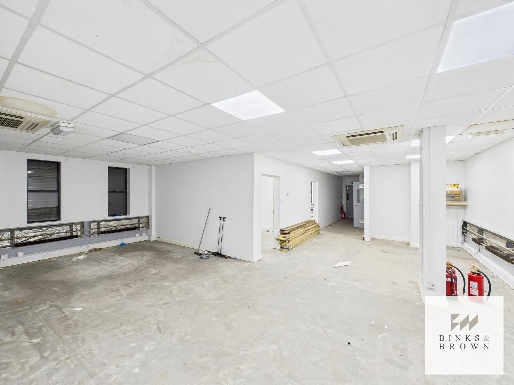 Additional image 6 of 10 bed flat for saleHigh Street, Billericay, Essex CM12