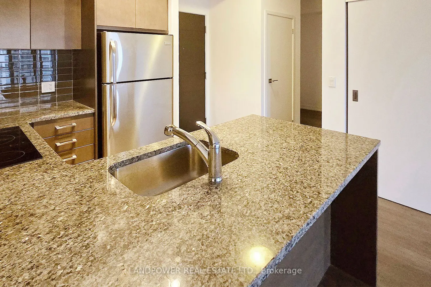 Additional image 9 of 89 Dunfield Avenue 2504