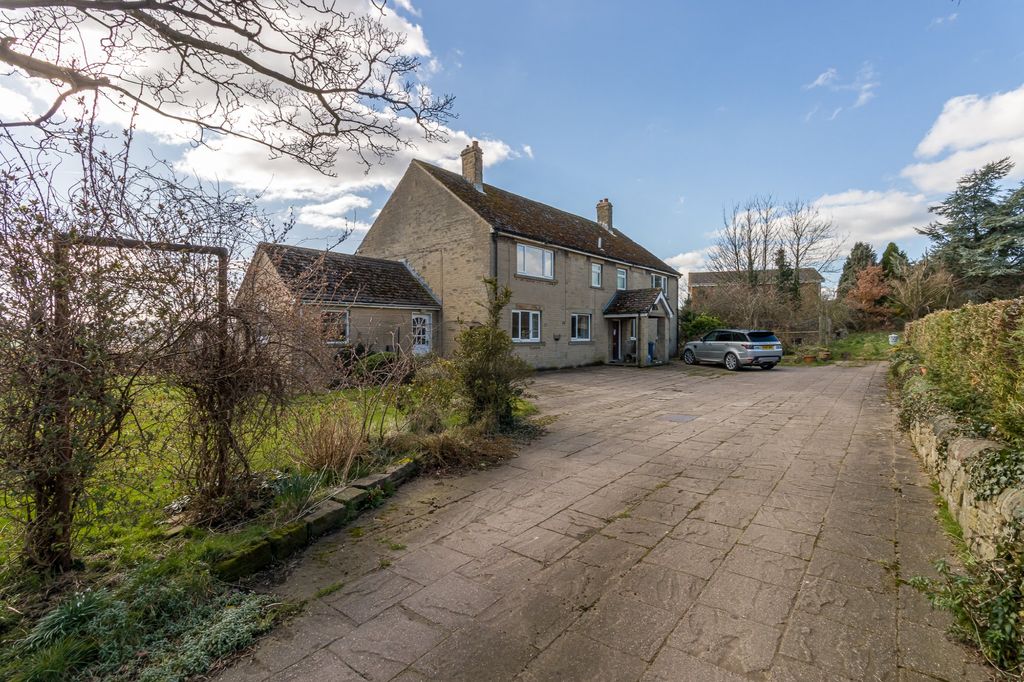 Additional image 8 of Detached house for saleChurchfield Lane, Kexborough, Barnsley S75