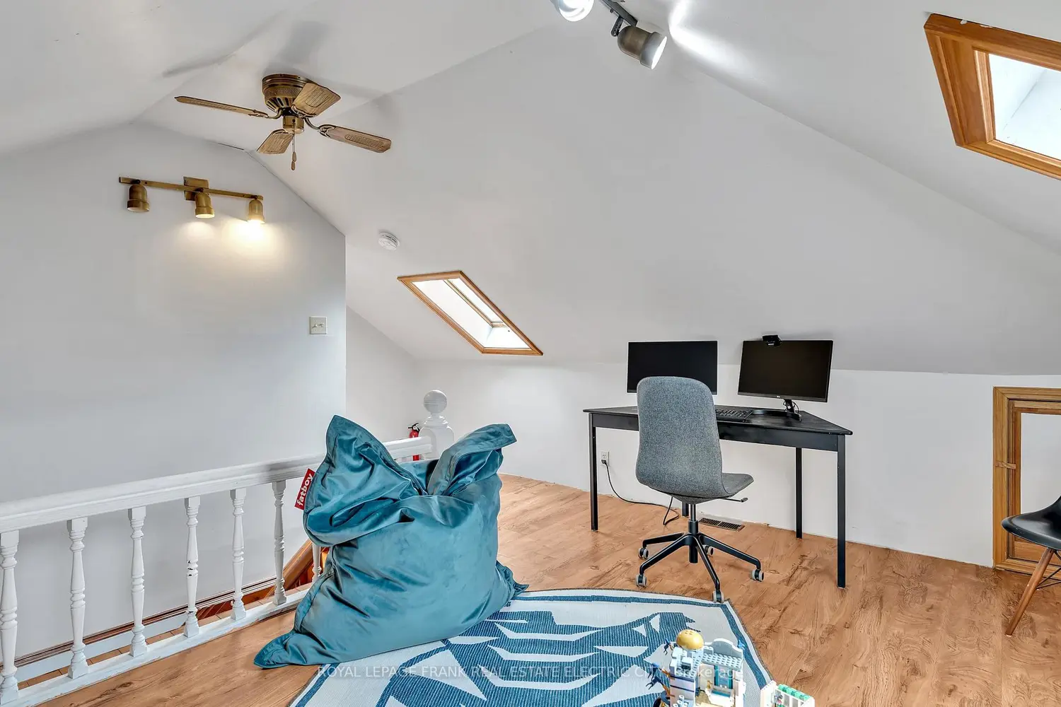 Additional image 15 of 551 Weller Street