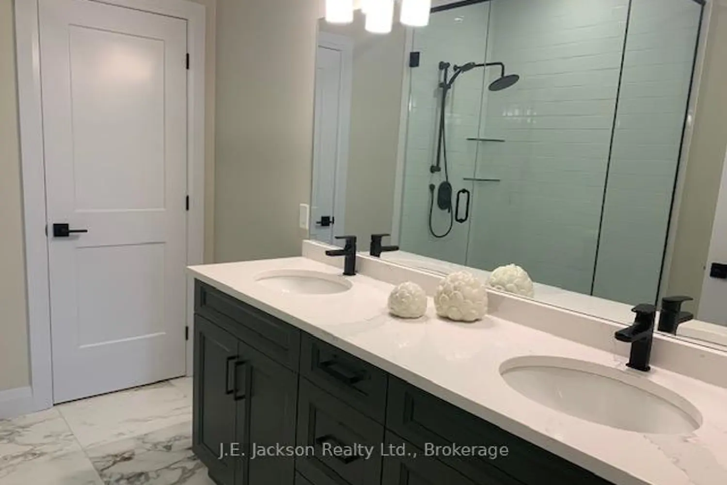 Additional image 19 of 45 Blair Road 7