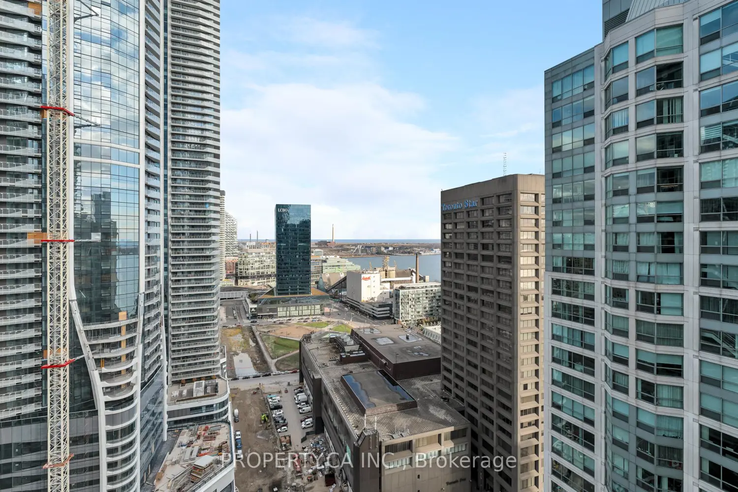 Additional image 17 of 12 Yonge Street 2903