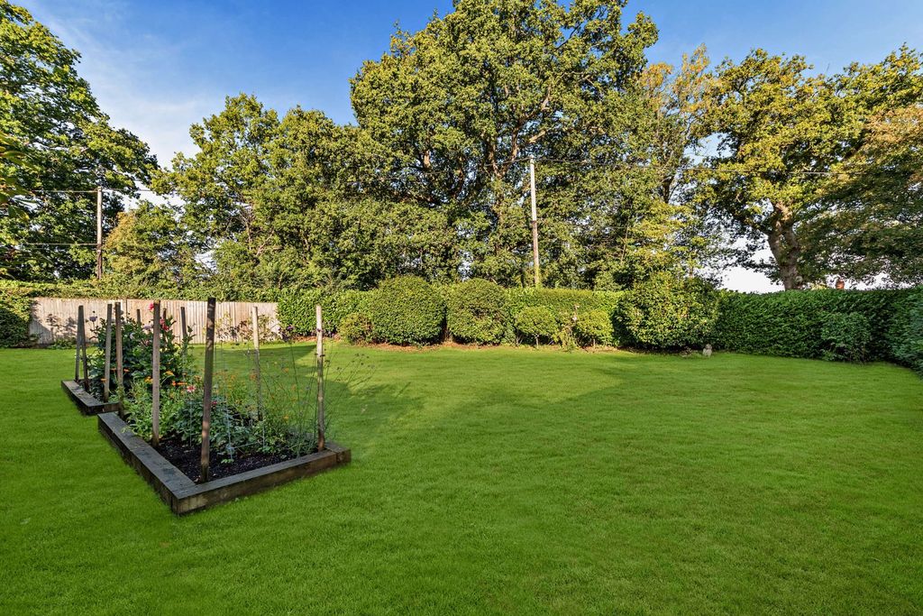 Additional image 9 of 5 bed detached house for saleChapel Row, Berkshire RG7