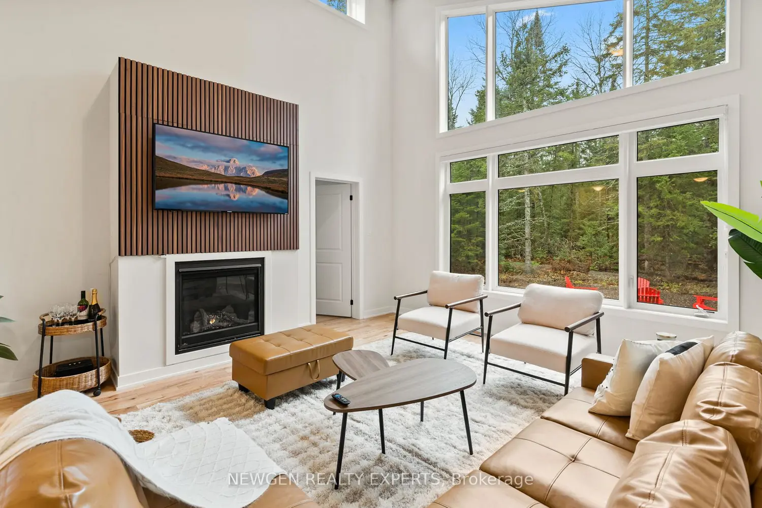 Additional image 3 of 1049 Greensview Drive