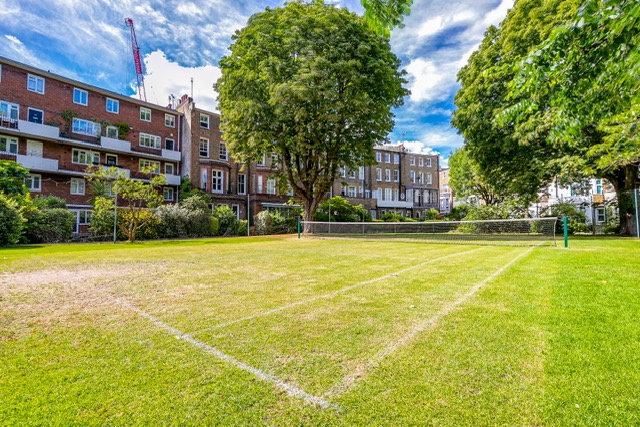 Additional image 13 of 2 Bed Flat, Warwick Road, SW5, N1 7GU