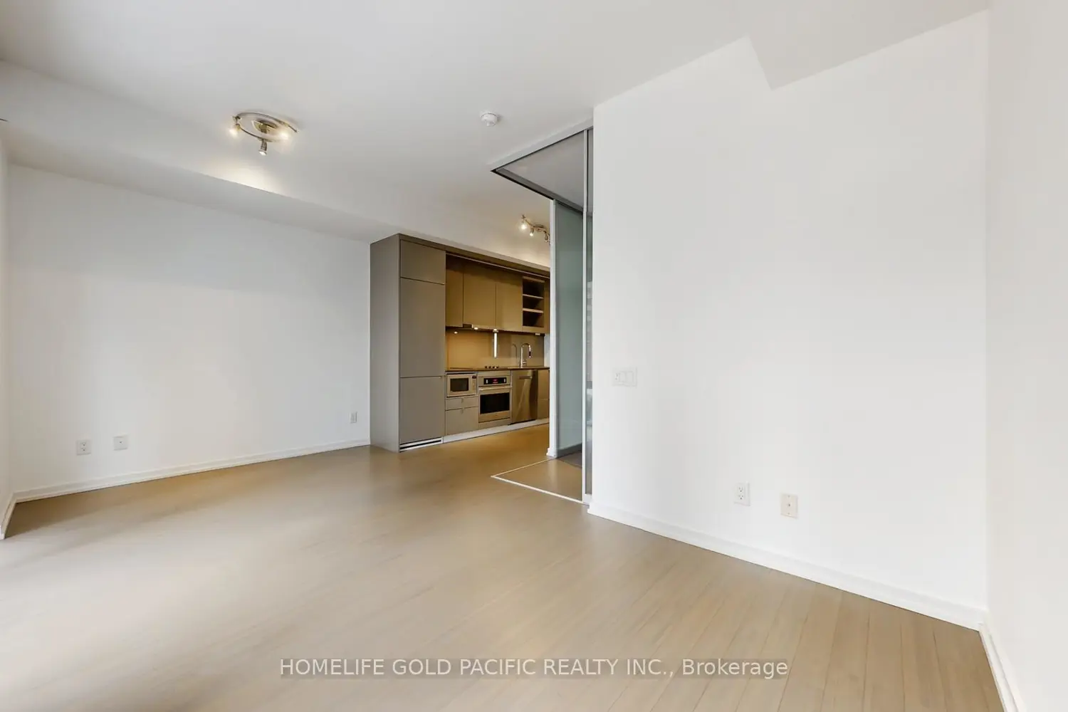 Additional image 7 of 101 Peter Street 1005