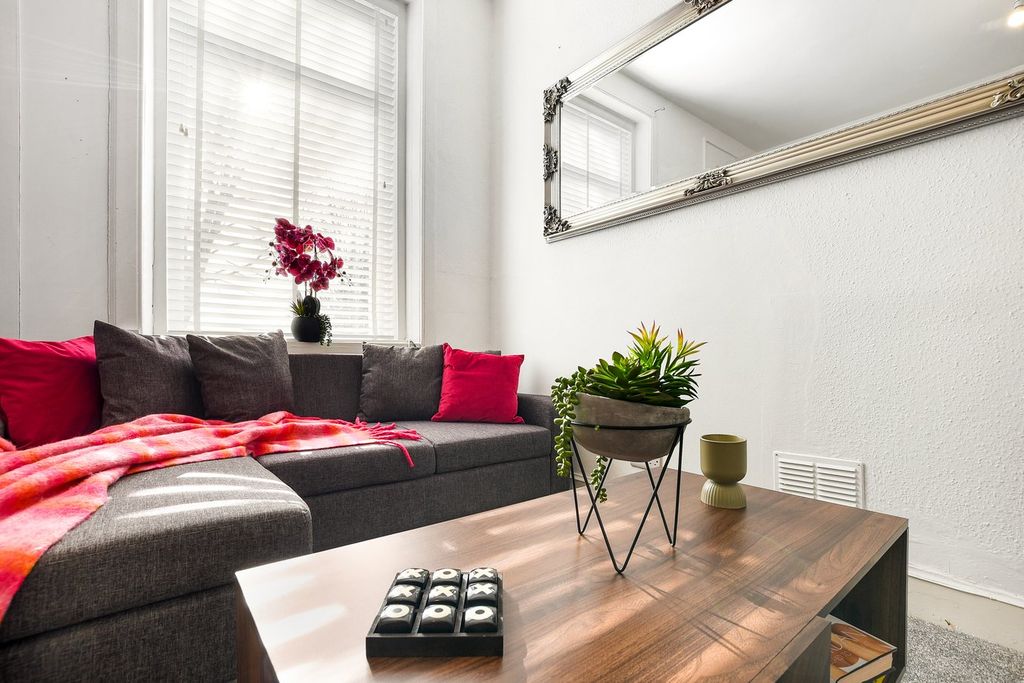 Additional image 8 of 1 bed flat for saleGibson Street, Kilmarnock KA1