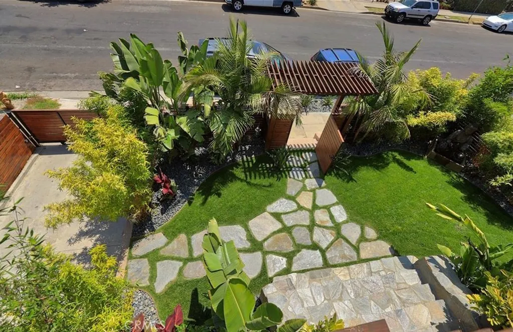 Additional image 7 of 4539 St Elmo Drive, Los Angeles, CA 90019