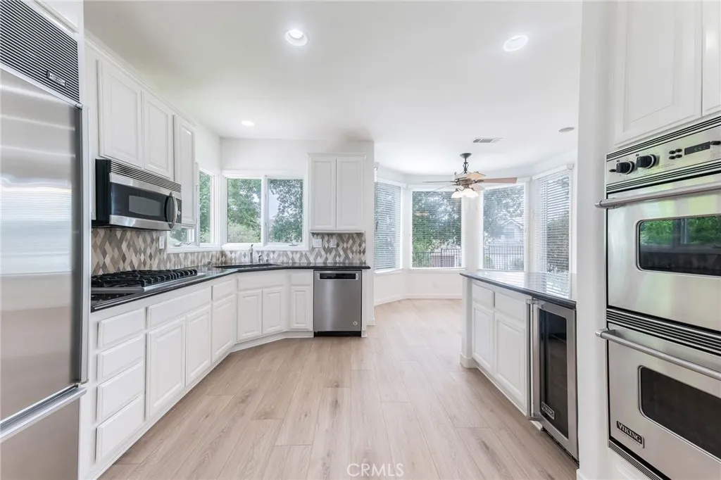 Additional image 11 of 562 Ravensbury St, Lake Sherwood, CA 91361