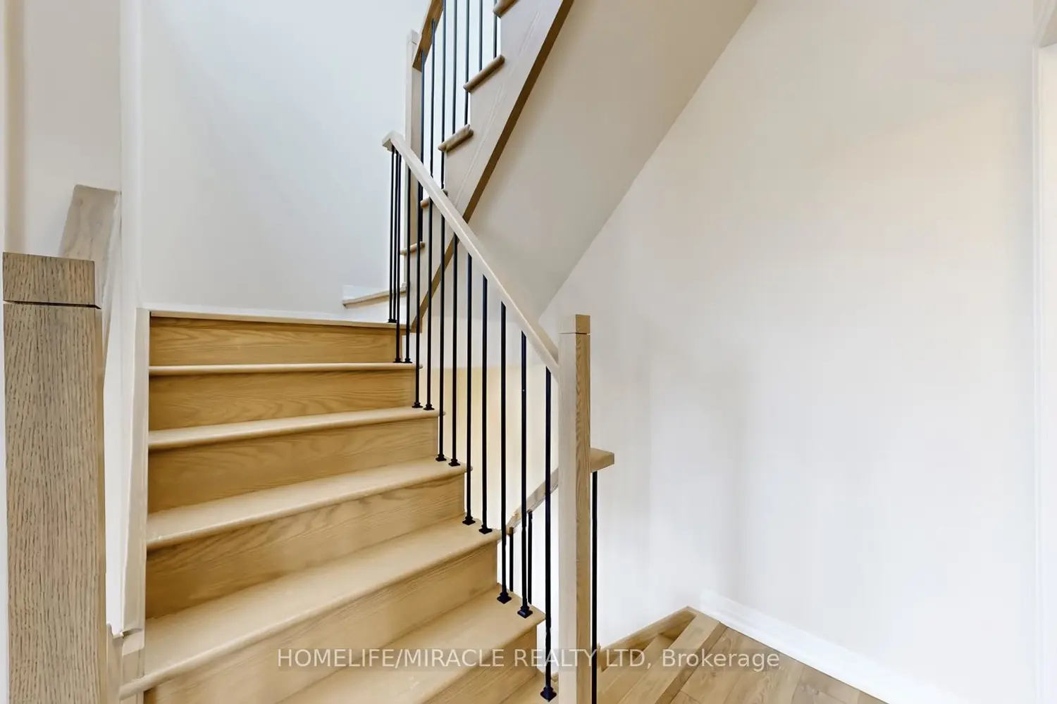 Additional image 18 of 1577 Rose Way 416