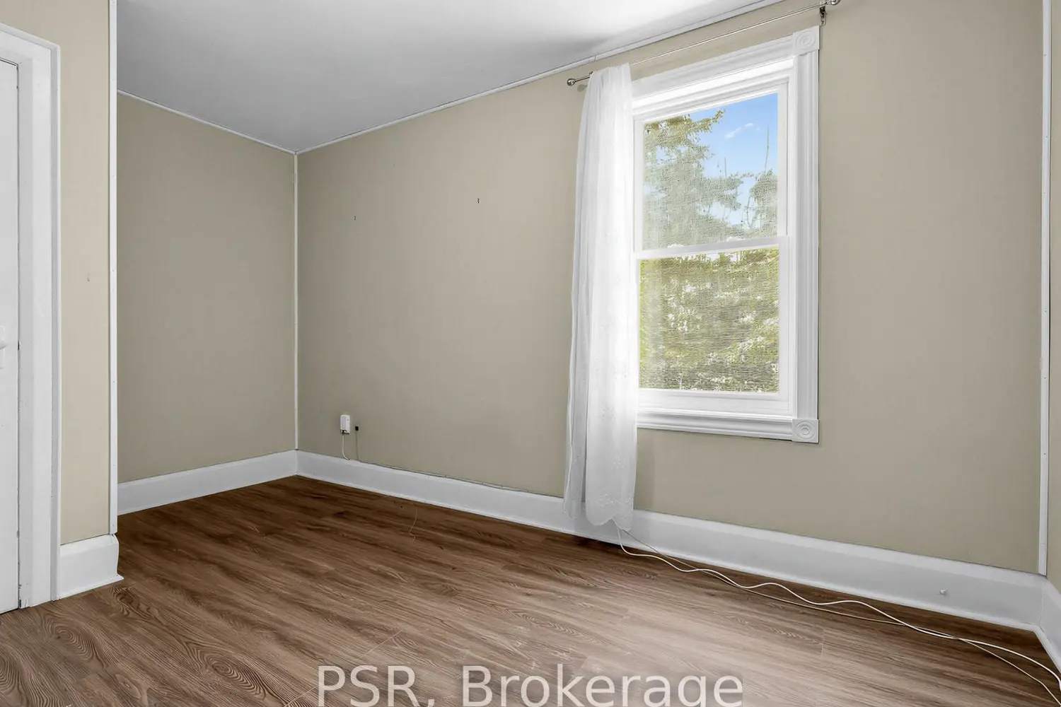 Additional image 14 of 459 Manor Road