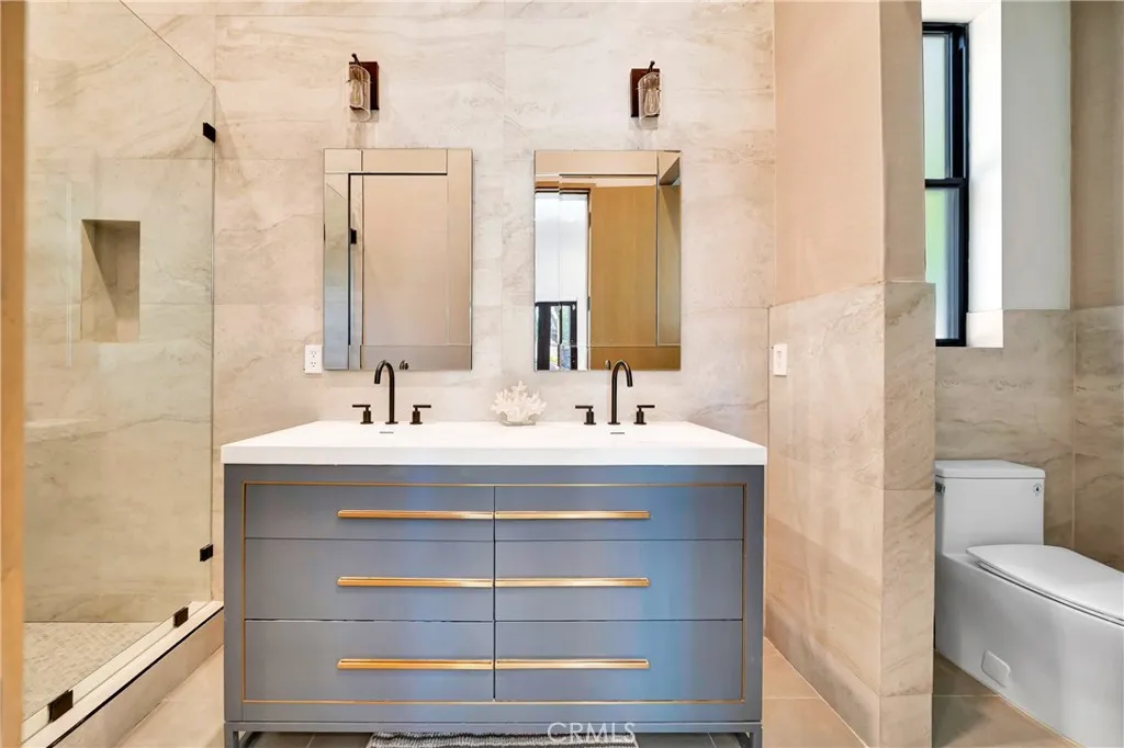 Additional image 125 of 19225 Rosita St, Tarzana, CA 91356