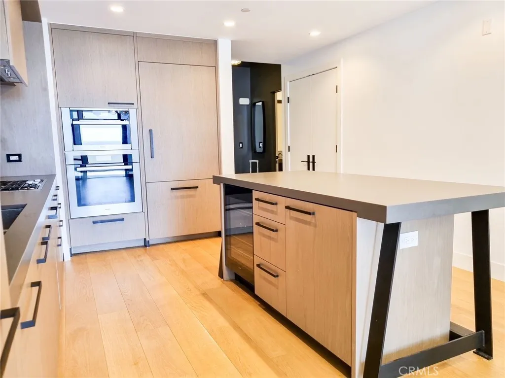 Additional image 5 of 10777 Wilshire Boulevard Unit 606, Los Angeles, CA 90024